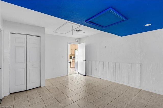 580 16th ST SE, Naples, FL 34117