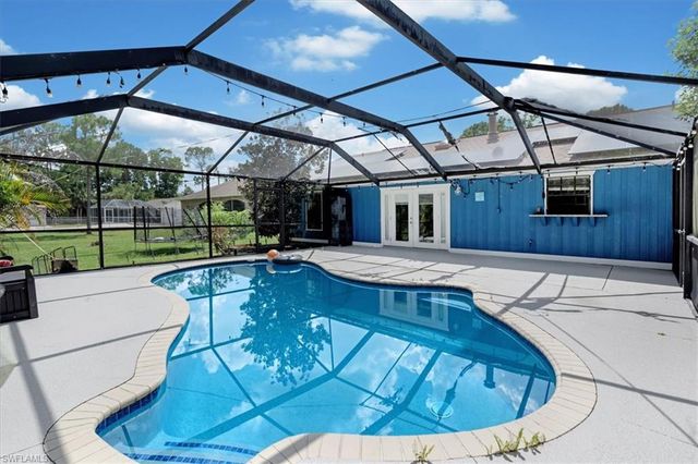 580 16th ST SE, Naples, FL 34117