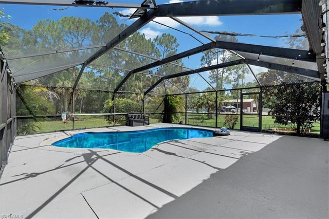 580 16th ST SE, Naples, FL 34117
