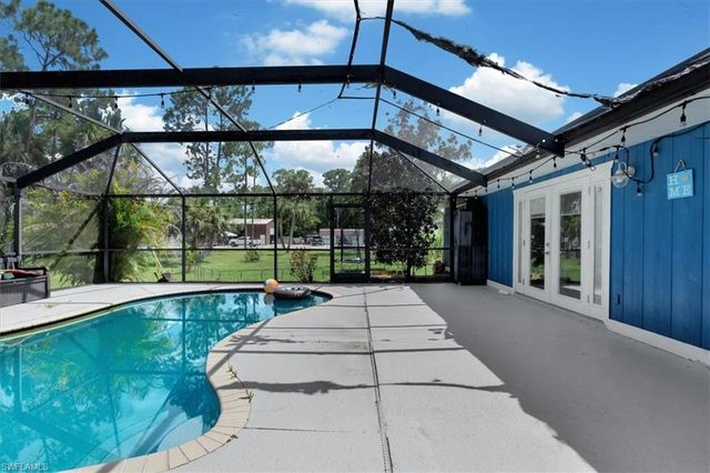 580 16th ST SE, Naples, FL 34117