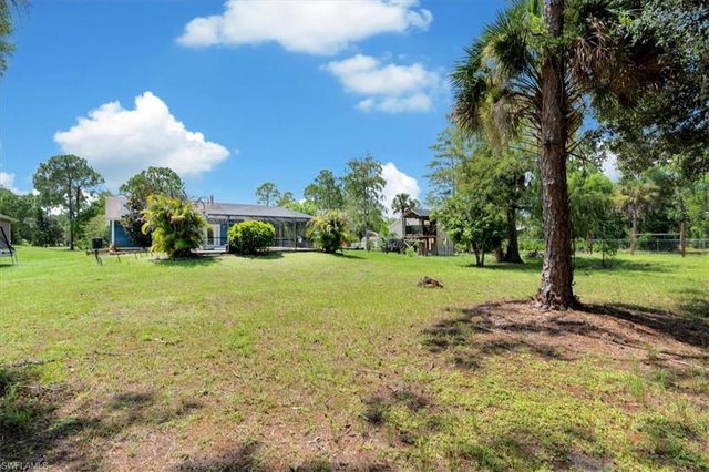 580 16th ST SE, Naples, FL 34117