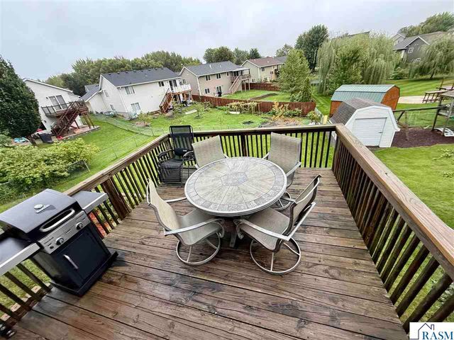 829 Tanager Road, Mankato, MN 56001