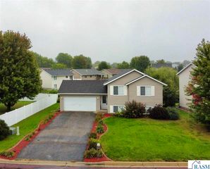 829 Tanager Road, Mankato, MN 56001