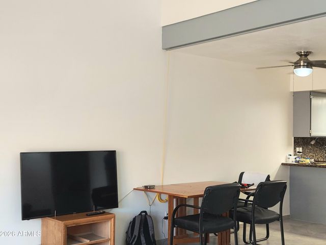 2140 E 10TH Street 3, Tempe, AZ 85281