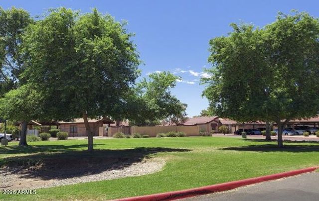 2140 E 10TH Street 3, Tempe, AZ 85281