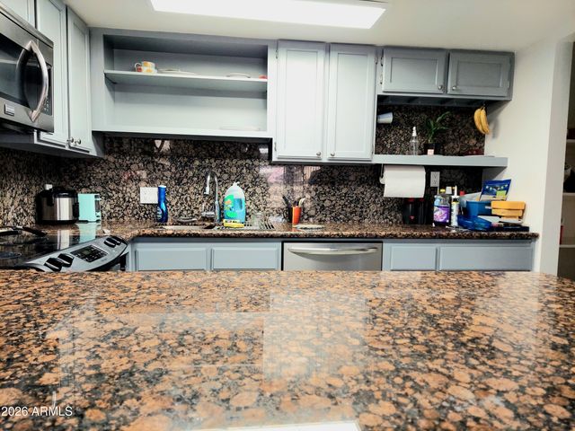 2140 E 10TH Street 3, Tempe, AZ 85281