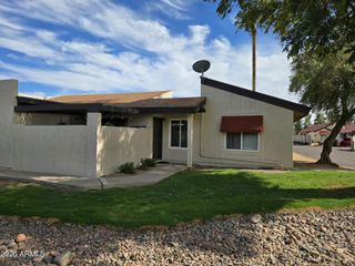2140 E 10TH Street 3, Tempe, AZ 85281