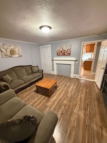 24-26 Cady St, Lowell, MA 01852