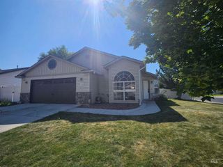 562 Picabo Drive, Twin Falls, ID 83301