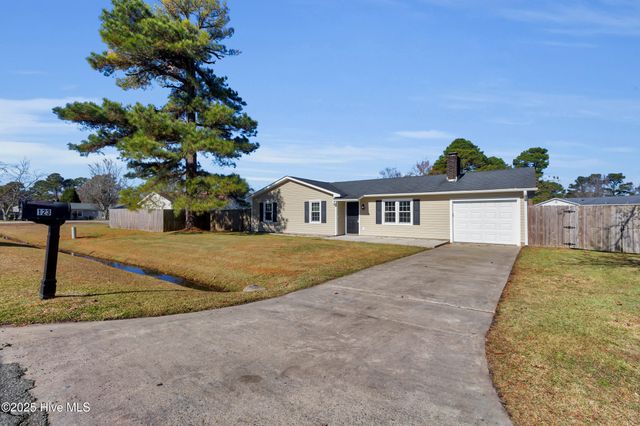 123 Tarheel Drive, Havelock, NC 28532