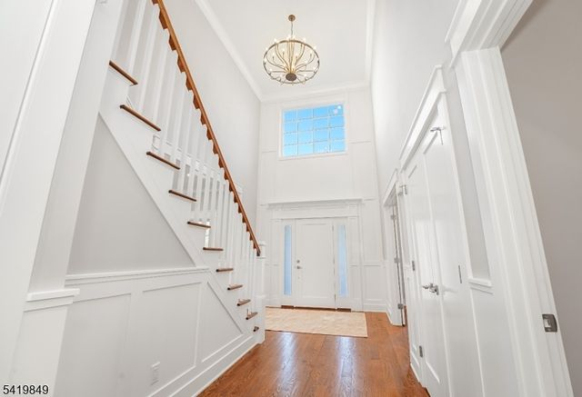 1 Lourdes Ct, Andover Twp., NJ 07860