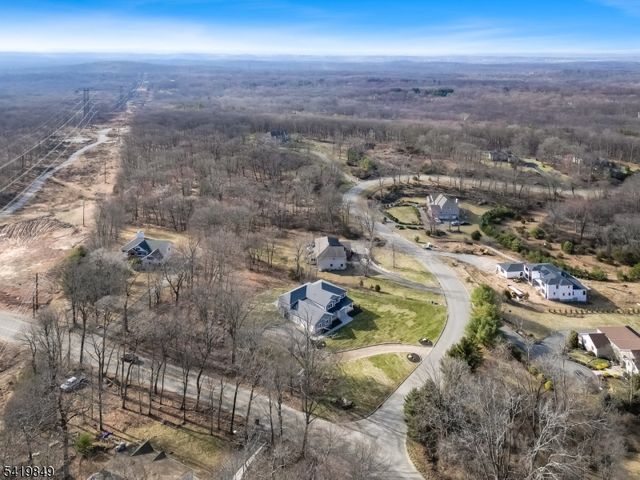 1 Lourdes Ct, Andover Twp., NJ 07860