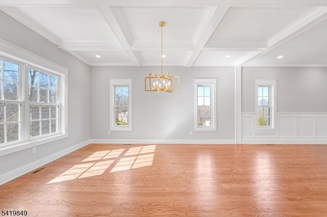 1 Lourdes Ct, Andover Twp., NJ 07860