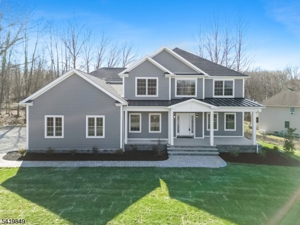 1 Lourdes Ct, Andover Twp., NJ 07860