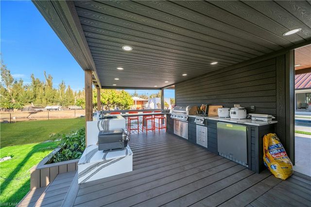 4882 WOODSTOCK RD, St. James City, FL 33956