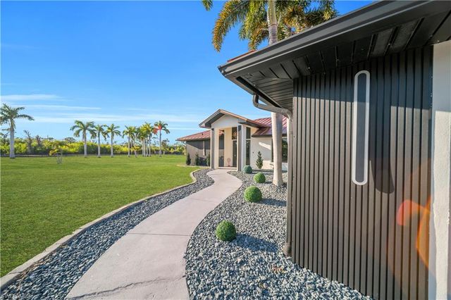 4882 WOODSTOCK RD, St. James City, FL 33956