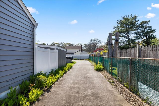 1080 Bay Shore Avenue, Bay Shore, NY 11706