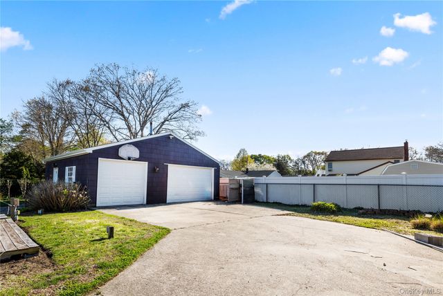 1080 Bay Shore Avenue, Bay Shore, NY 11706