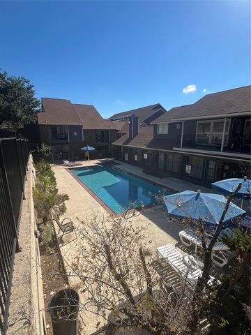 1840 Burton DR 184, Austin, TX 78741
