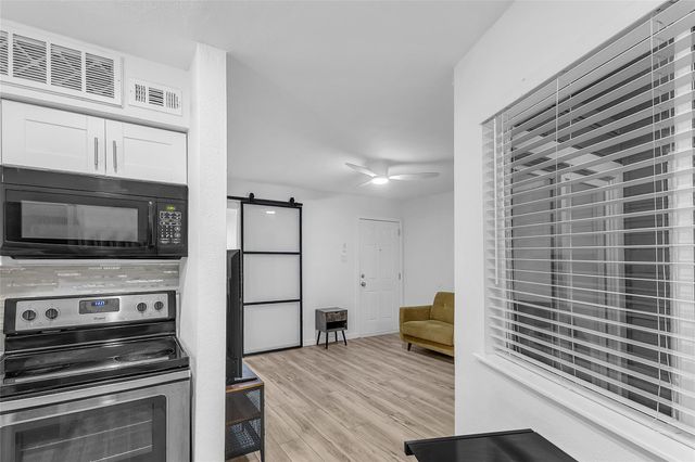 1840 Burton DR 184, Austin, TX 78741