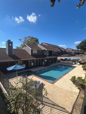 1840 Burton DR 184, Austin, TX 78741
