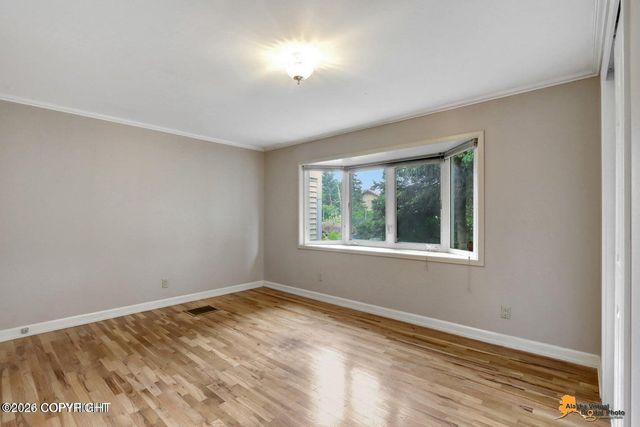 913 W 14th Avenue, Anchorage, AK 99501