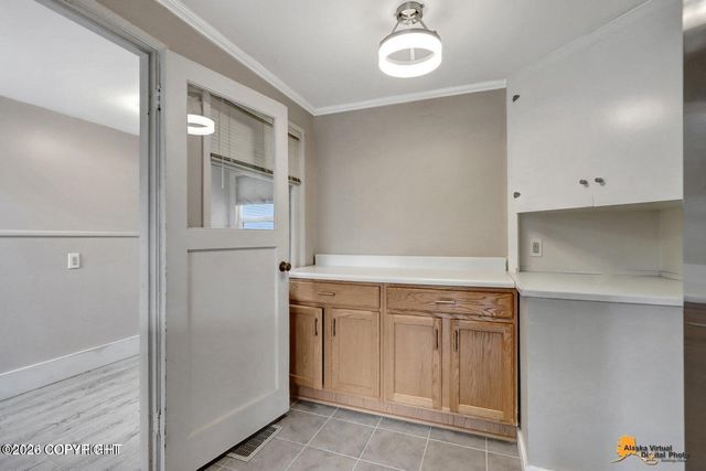 913 W 14th Avenue, Anchorage, AK 99501