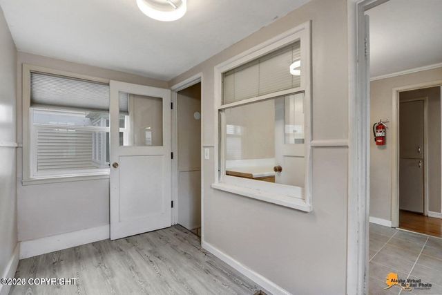 913 W 14th Avenue, Anchorage, AK 99501