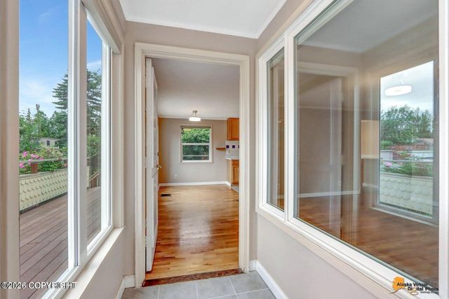 913 W 14th Avenue, Anchorage, AK 99501