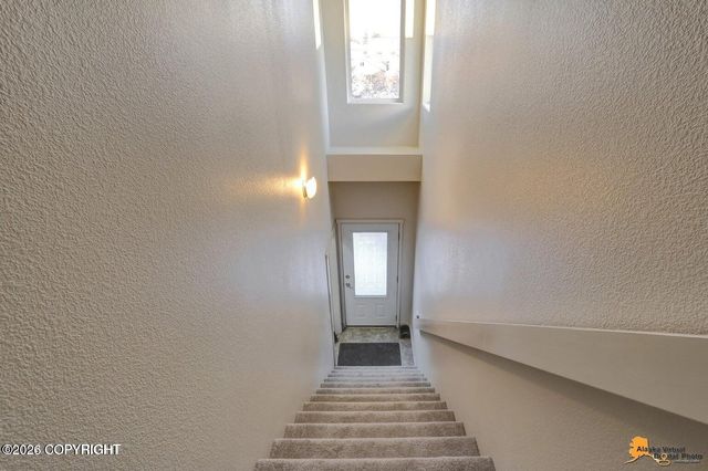 913 W 14th Avenue, Anchorage, AK 99501