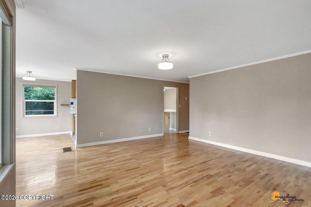 913 W 14th Avenue, Anchorage, AK 99501