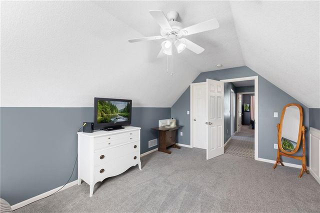 1900 N 159th Terrace, Basehor, KS 66007