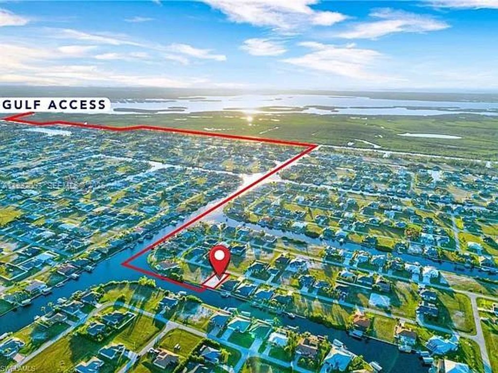 415 NW 35th Place, Cape Coral, FL 33993