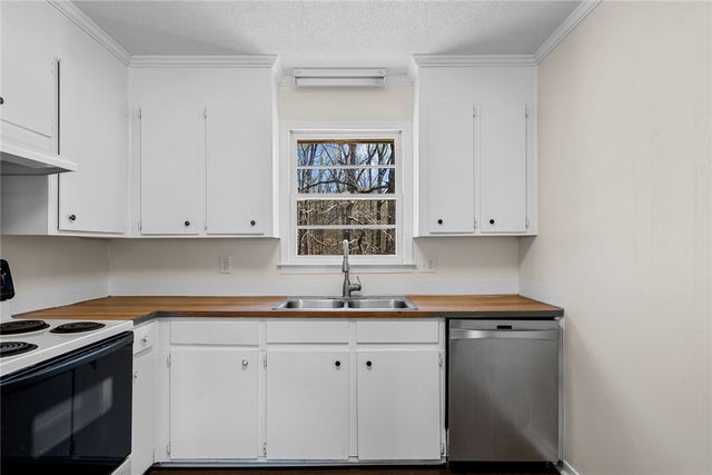 106 Ross Drive, Starr, SC 29684