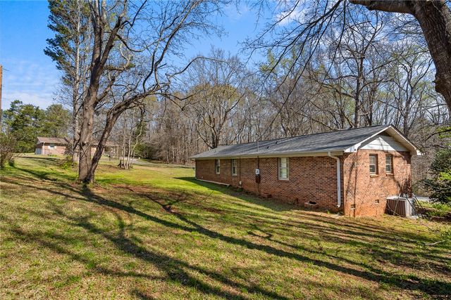 106 Ross Drive, Starr, SC 29684