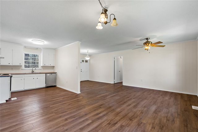 106 Ross Drive, Starr, SC 29684