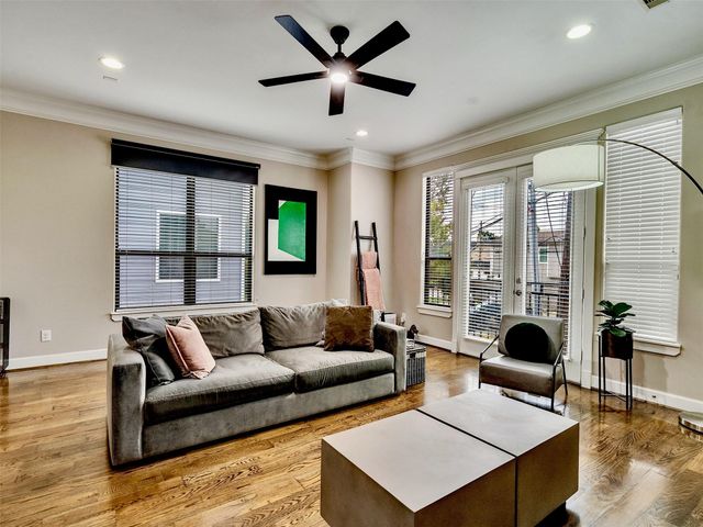 1206 W 14th Street, Houston, TX 77008