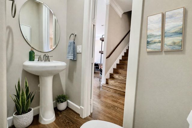 1206 W 14th Street, Houston, TX 77008