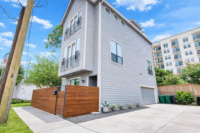 1206 W 14th Street, Houston, TX 77008