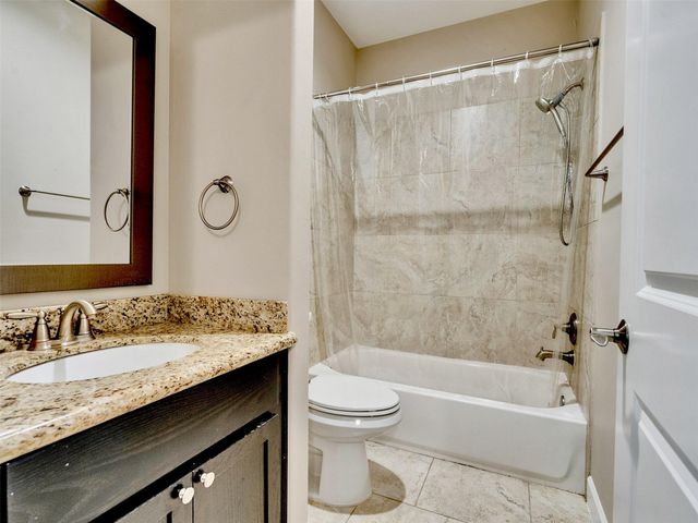 1206 W 14th Street, Houston, TX 77008