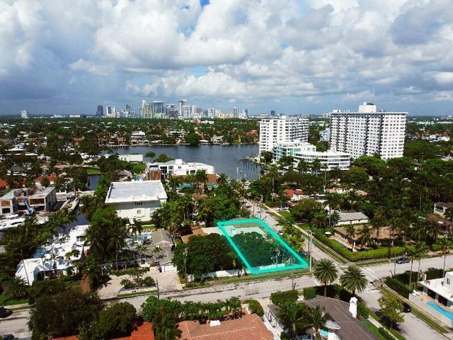 401 Poinciana Drive, Fort Lauderdale, FL 33301