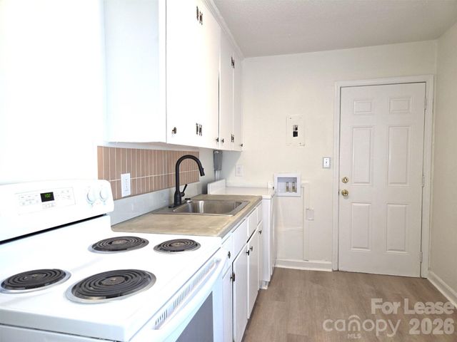 2831 Willow Street 2, Charlotte, NC 28208