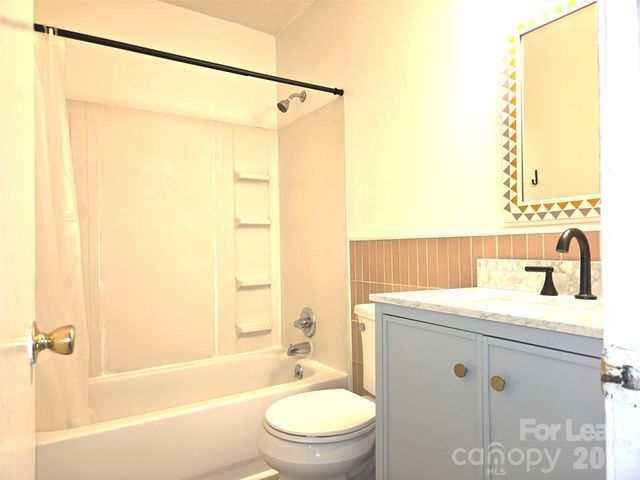 2831 Willow Street 2, Charlotte, NC 28208