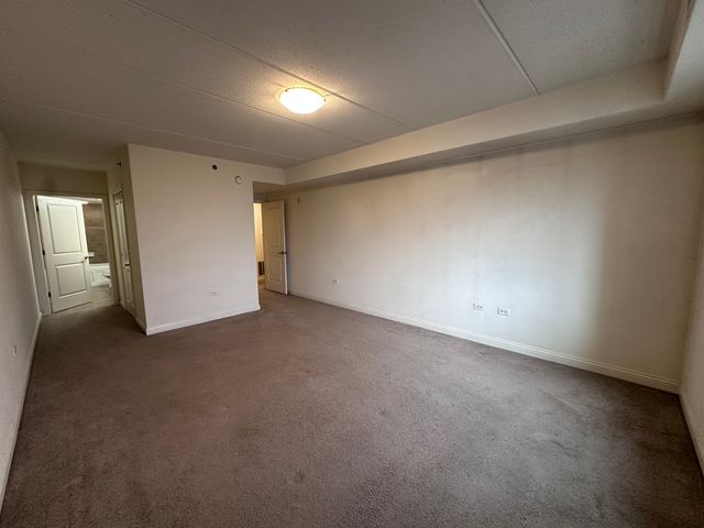 9864 Leland Avenue 214, Schiller Park, IL 60176