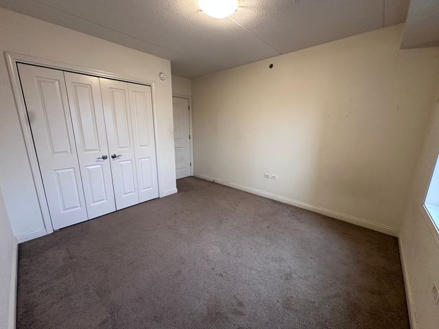 9864 Leland Avenue 214, Schiller Park, IL 60176