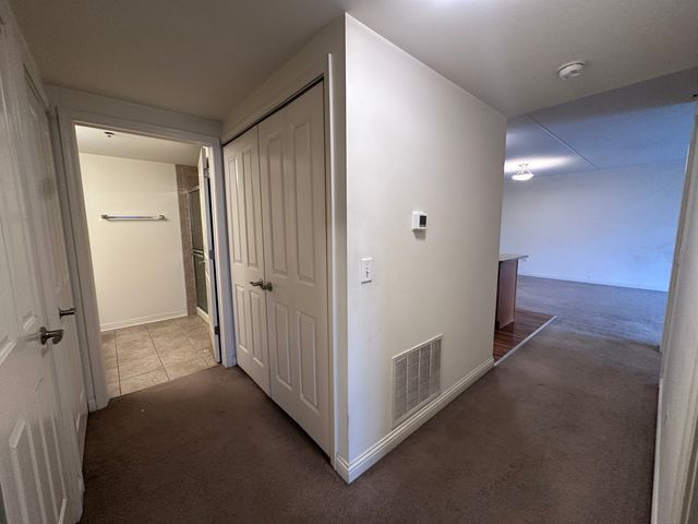 9864 Leland Avenue 214, Schiller Park, IL 60176
