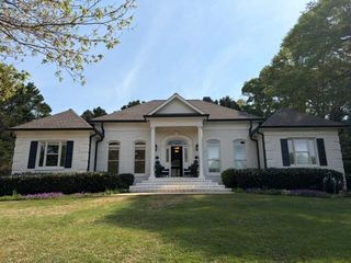 2049 Burgundy Drive, Braselton, GA 30517
