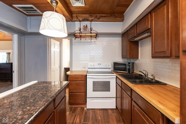929 Franklin Street, Columbus, IN 47201