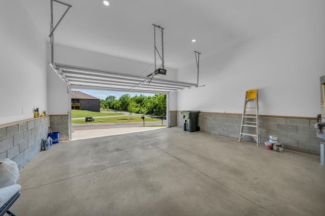 1143 Kennesaw BLVD, Gallatin, TN 37066