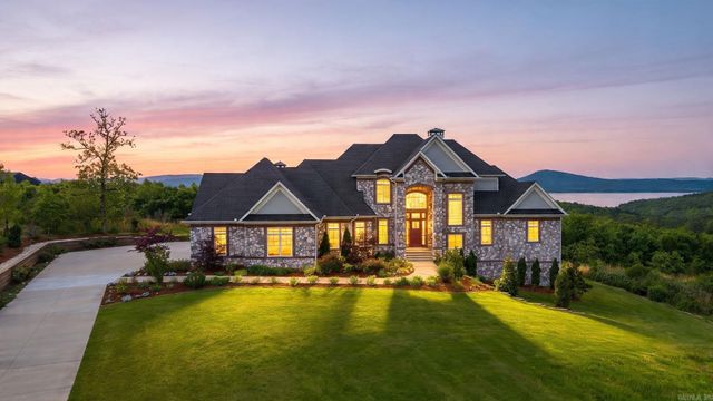 21617 Waterview Drive, Roland, AR 72135